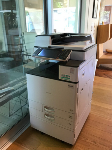 リコー　カラー複合機　中古　美品