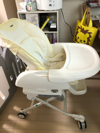 コンビ ネムリラ オートスウィング 電動ハイローチェア 中古品