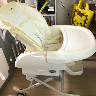 コンビ ネムリラ オートスウィング 電動ハイローチェア 中古品