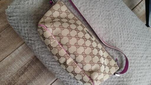 GUCCI アクセサリーポーチ ピンク