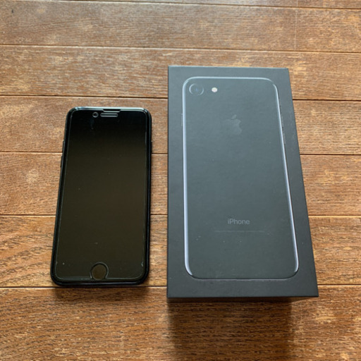 ドコモ iPhone 7 Jet Black 32 GB docomo