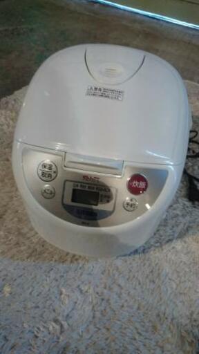 ☆タイガー5.5合炊飯器2010年製☆