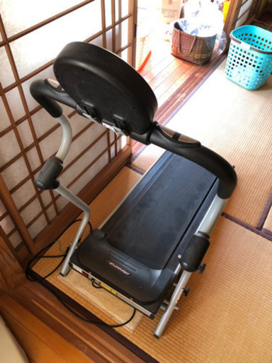 ウォーキングマシーン