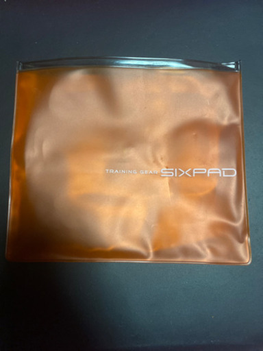 SIXPAD(シックスパッド)売ります【値下げしました】