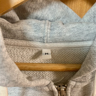 無印良品パーカーの画像