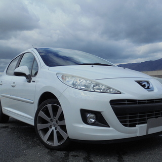 平成22年式プジョー２０７スポーティアム　走行７２，０００ｋｍ　