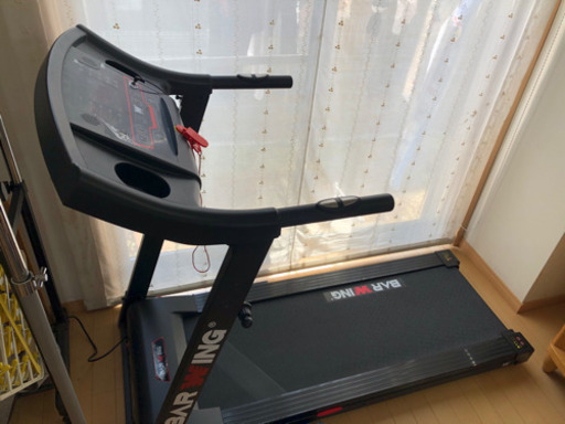 ランニングマシン 最高時速16km                       ε”ε”ε”(ﾉ´･д･)ﾉ