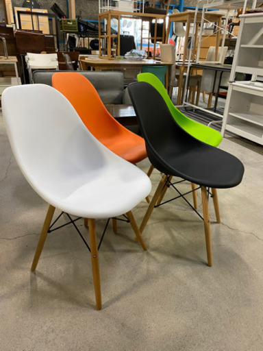 4脚セットで激安！配送可 大川家具 デザインチェア×4脚セット イームズタイプ