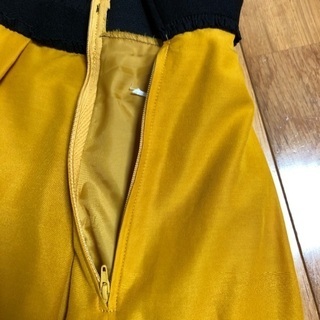 （3枚、600円）オフィス向きスカート3点の画像