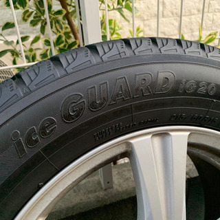 スタッドレスタイヤ　ホイールセットの画像