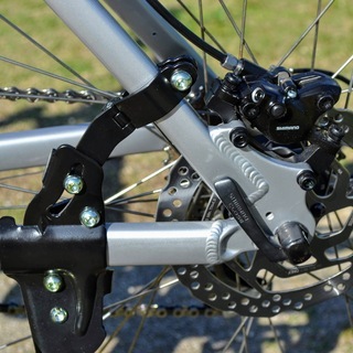 Specialized HardrockアルミフレームMTB 3×8段変速 前後油圧ディスクブレーキ 名古屋近郊配達応談 Alloy-frame mountain bike with 3x8 speeds and hydraulic disc brakesの画像