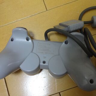 SONY プレイステーション 純正コントローラー SCPH-1200 プレステ2 でも使用可能 PS1用 PS2の画像