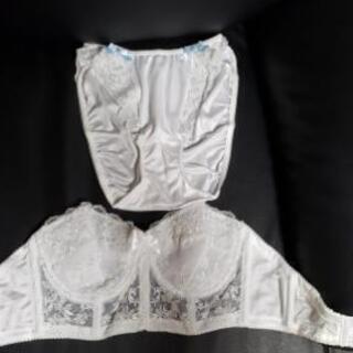 結婚式　ベール、ブライダルインナー(補正下着)の画像