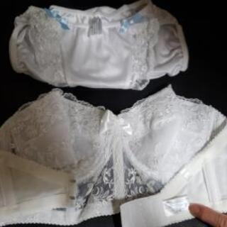 結婚式　ベール、ブライダルインナー(補正下着)の画像