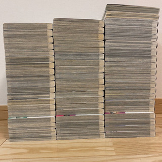 値下げ！キングダム　1〜57＋ 公式ガイドブック2冊の画像