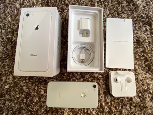 apple iphone8 silver 64GB simフリー
