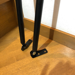スズキ　エブリィ　リヤゲートダンパーの画像