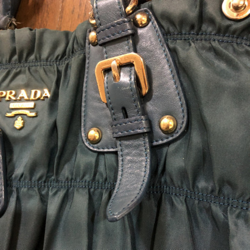 プラダ　PRADA ショルダーバック