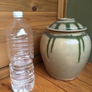 中古　古い壺　梅干し壺　蓋つき壺　ツボ　スカーレット　の画像