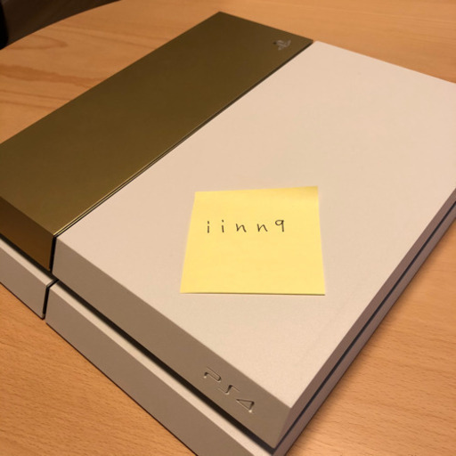 【値下げしました】PS4 ゴールドカバー換装 ソフト3本＋縦置きスタンド付属