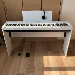 ほぼ未使用　YAMAHA P115 17年製 付属品ありの画像