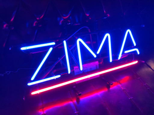 ZIMAのネオン管ライト