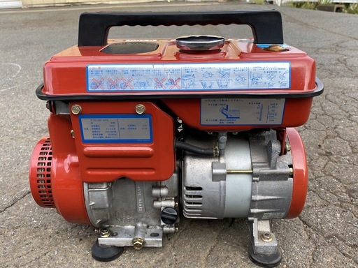 整備済 自治会行事で使ってた 使用頻度少ない マキタ 550W/660W 4サイクル 発電機 G700　50/60Hz