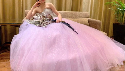 カラードレス　ウエディングドレス