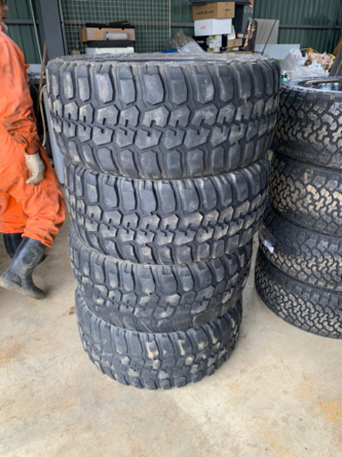 フェデラル　クラージアMT 33×12.5r20