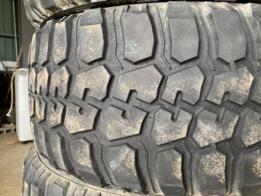 フェデラル　クラージアMT 33×12.5r20