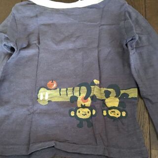 🎽95ｃｍ　長袖　バックプリント　子ども服②の画像