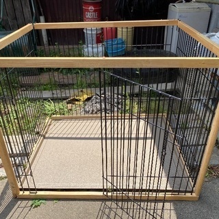 犬ゲージ大２つあります