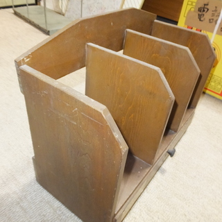 レトロ　ビンテージ　本立ての画像