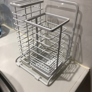 まな板台　包丁たて　菜箸置き　水切りカゴの画像