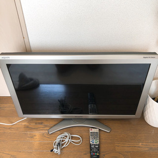 テレビ　AQUOS 32型