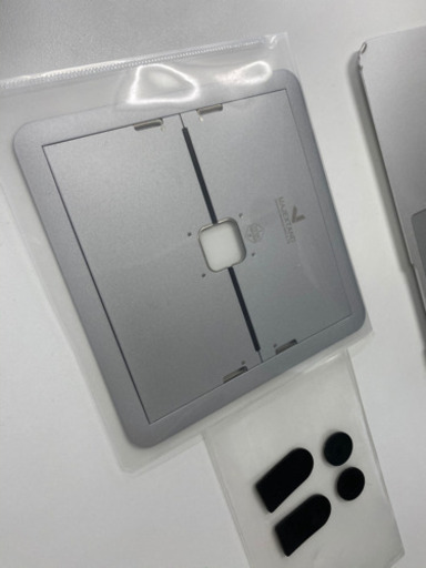 MacBook用ノートパソコンスタンド[MAJEXTAND]