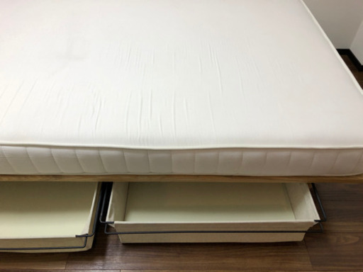 無印良品　セミダブルベッド
