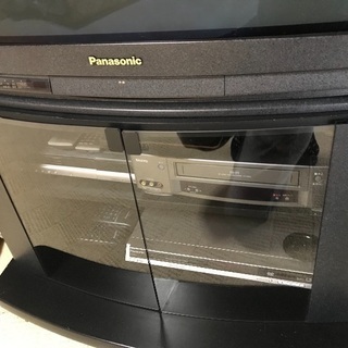 テレビ(テレビ台付き)の画像