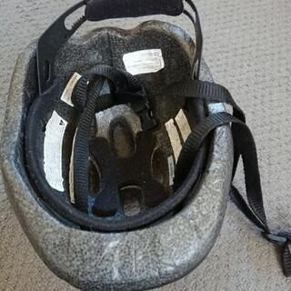 子供のヘルメット48～54センチの画像