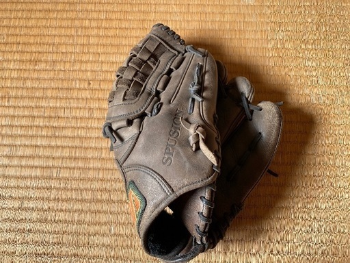 赤ビュー投手用硬式グラブ
