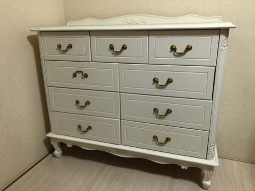 ロココ調　姫家具　ホワイトアンティークチェスト　タンス　たんす　白
