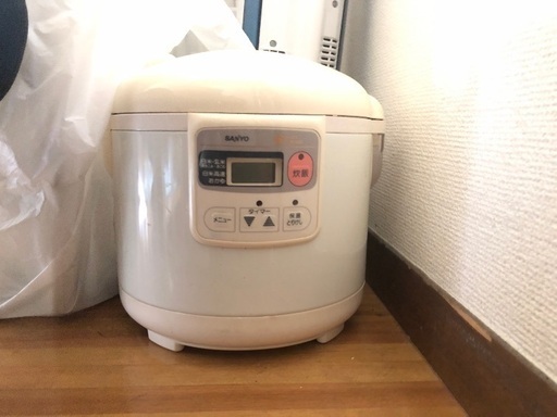 【値引き可】炊飯器・電子レンジ・掃除機×2