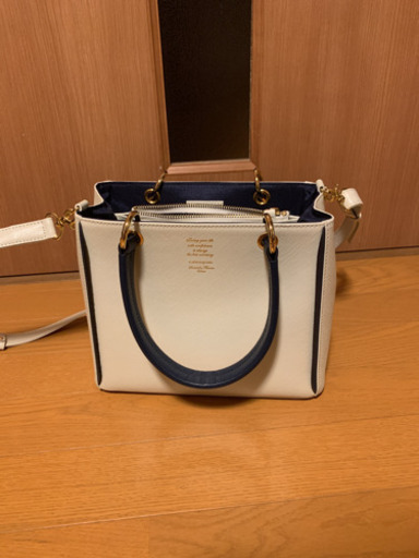 サマンサタバサ　ショルダーバッグ