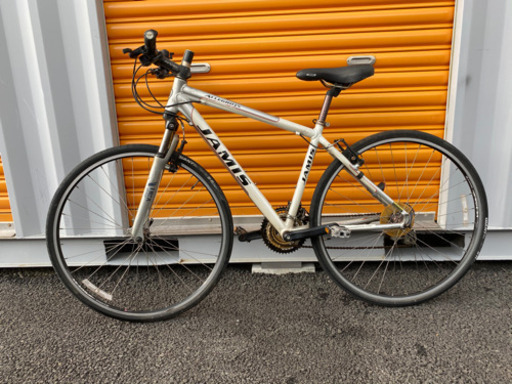 ★超特価★JAMISのオシャレなクロスバイクが新車の半額以下！ 中古自転車 ②