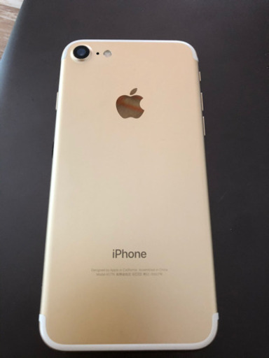 値下げしました！iPhone7 SIMフリー 256GB ゴールド 美品の通販はau 