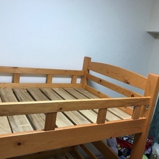 小さめ木製2段ベッド※引き取りに来てくれる方の画像