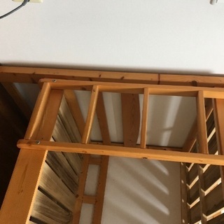 小さめ木製2段ベッド※引き取りに来てくれる方の画像