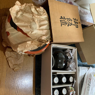 大量食器、陶器、掛け軸など買取します。 − 埼玉県