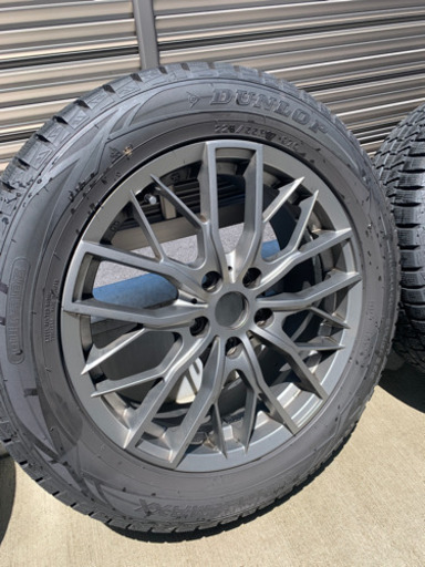 スタッドレスタイヤ4本組　アルミホイル付