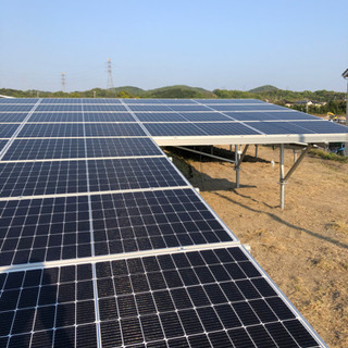 （急募）週払い可能　太陽光架台、パネル設置工事（未経験可）の画像